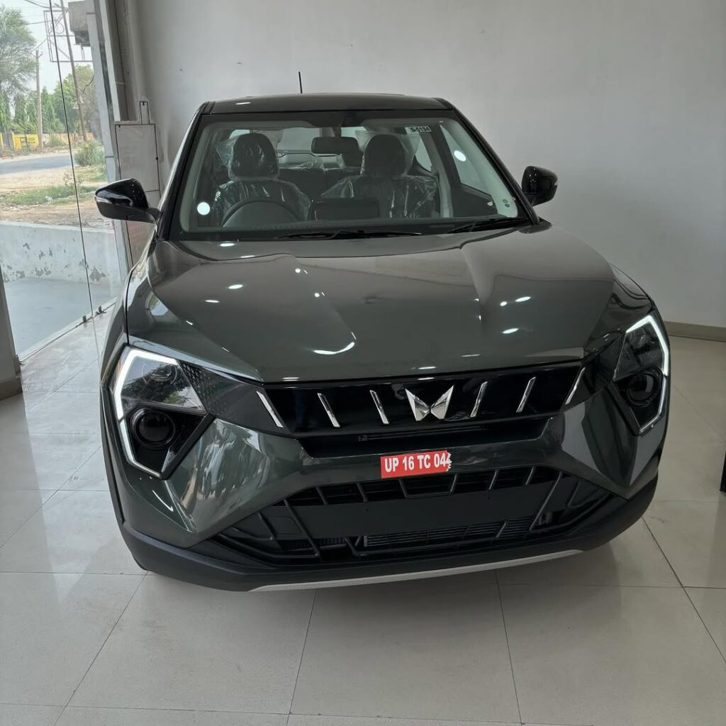 Mahindra XUV 3XO front view black colour